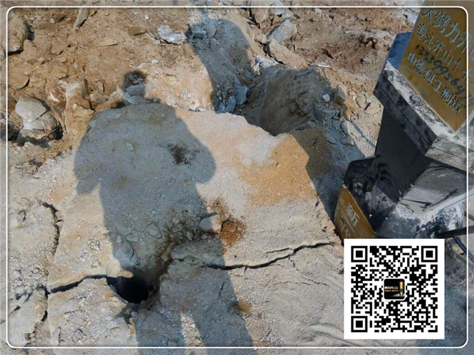 鄂州市坚硬岩石开挖分石机现场调试