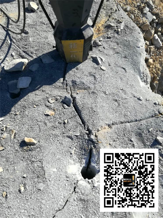 新疆博尔塔拉石头荒液压岩石山破裂撑裂机怎么提