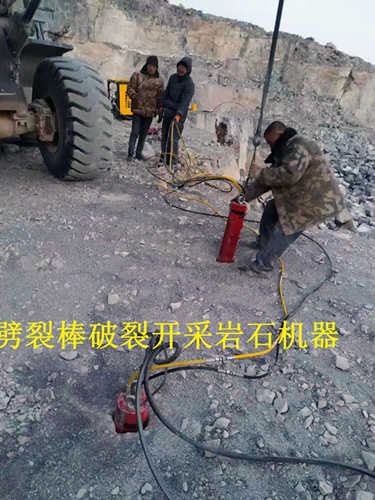 河南郑州修速矿山开采石头速度快的机器施工案例