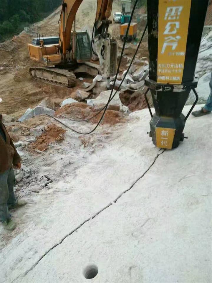 礦山開爆堅(jiān)硬巖石怎么破碎快綏化市出售