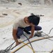 福州鼓楼基坑开挖砂岩裂石机