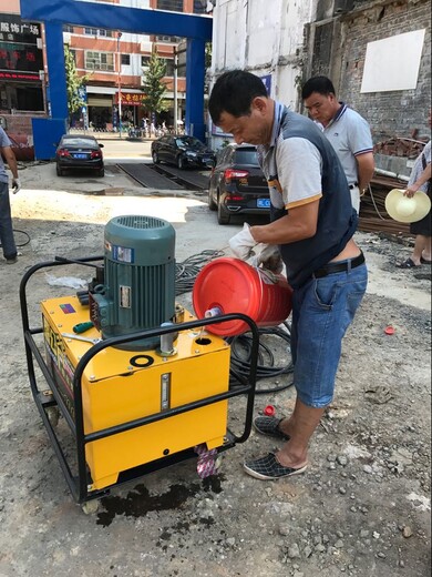 登封市铁路修建破裂机