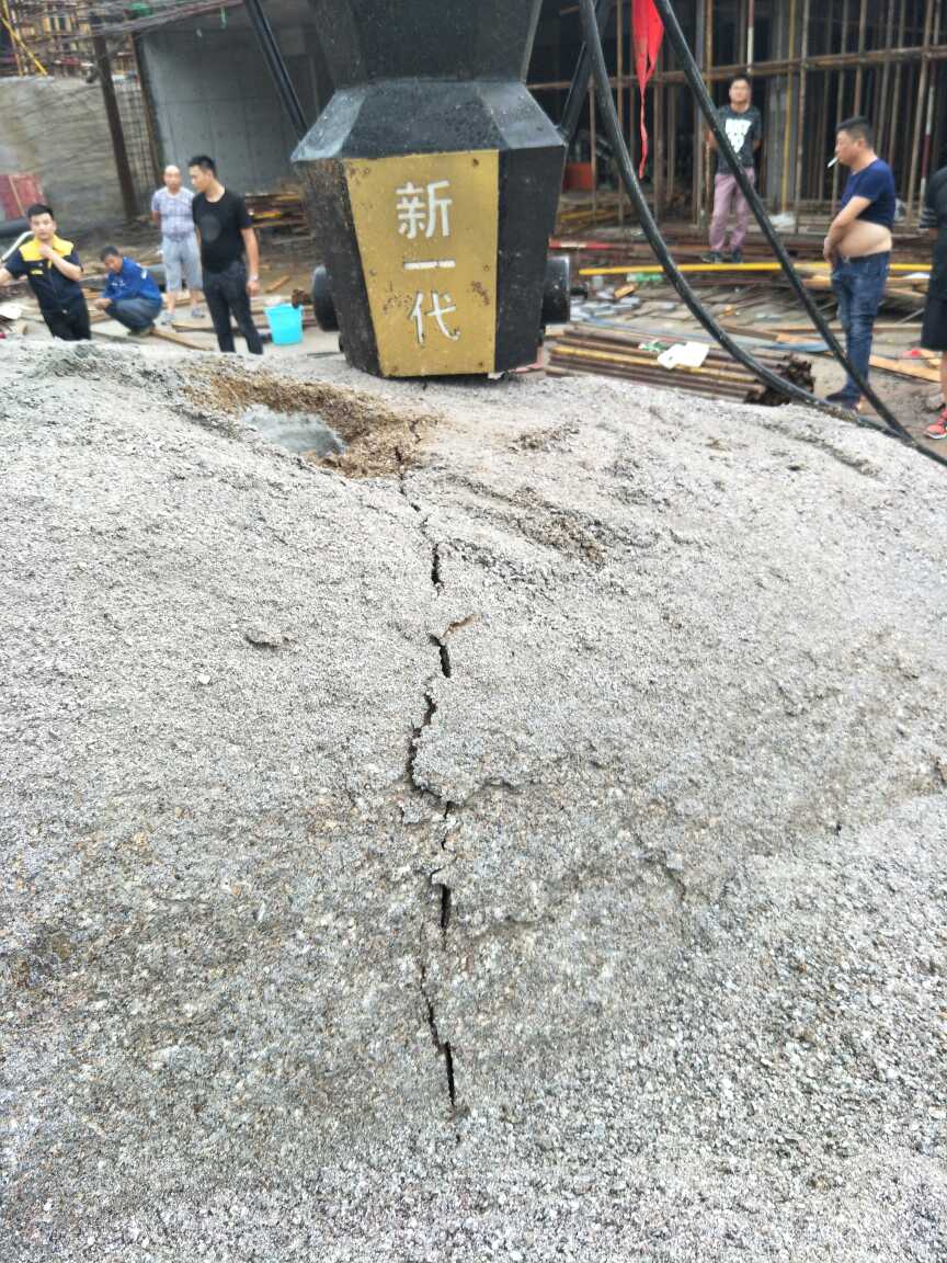 芜湖修路石头开采分裂机