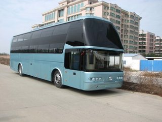 金华到重庆汽卧铺客车到重庆大巴车多少票钱？