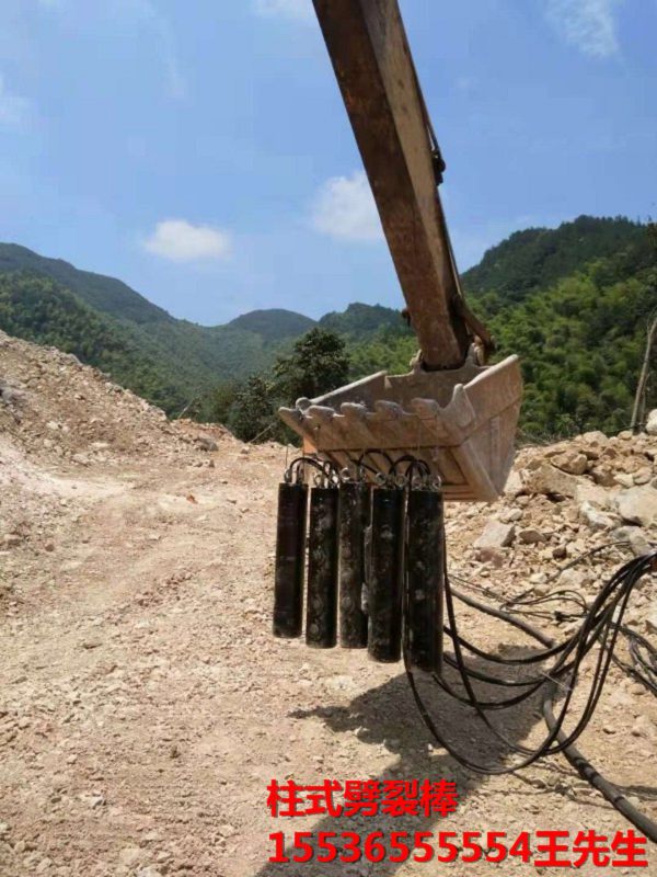 岩石分裂机多少钱房建工程岩石破碎破石机厂家劈裂棒操作流程