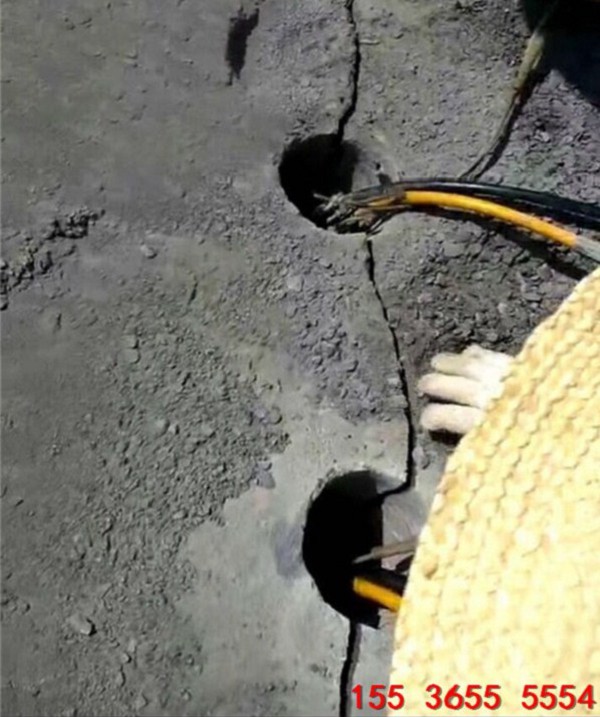 杭州修公路石头硬破石头劈裂机代替火工品操作流程