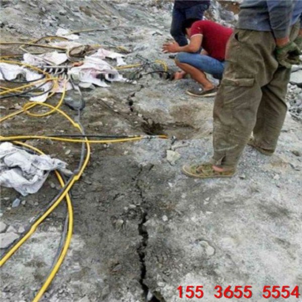 鄢陵县挖河道硬石头破碎劈裂机厂家电话使用方法