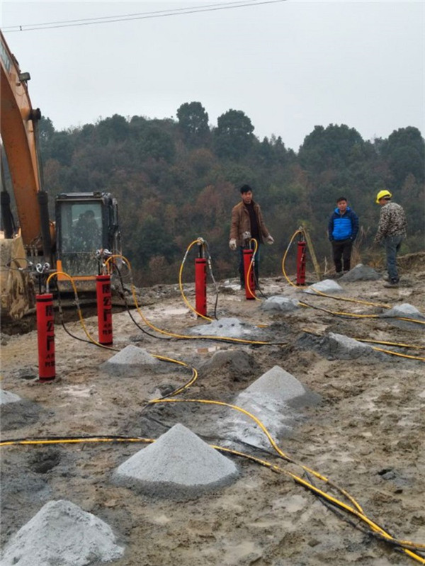 高速公路建设遇到硬石头开采岩石设备深圳安装方法