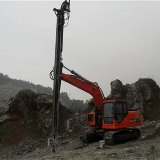 湘西挖地基遇到硬石挖改钻开采火山岩