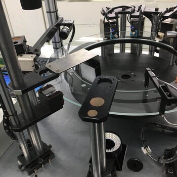 苏州视觉检测螺丝筛选机设备选钉机设备3D测量机器人抓取定位厂家