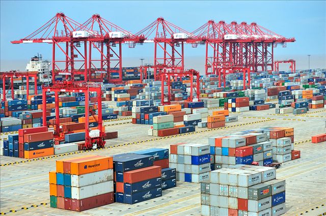 推荐：北京到新加坡海运装修材料%服务