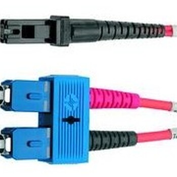 Telegartner光纤转换器L00891A0032