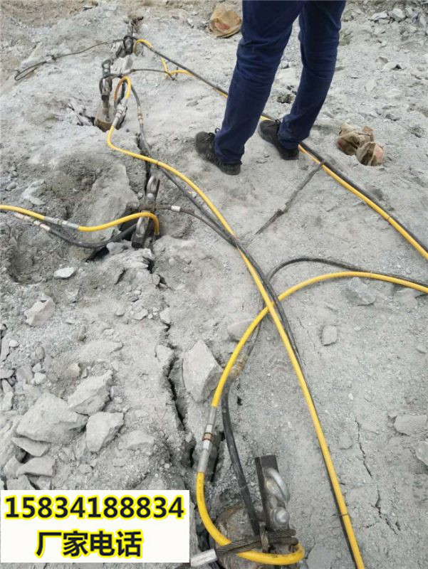 鄂尔多斯矿山硬石头破碎开采设备130劈裂棒-客户至上