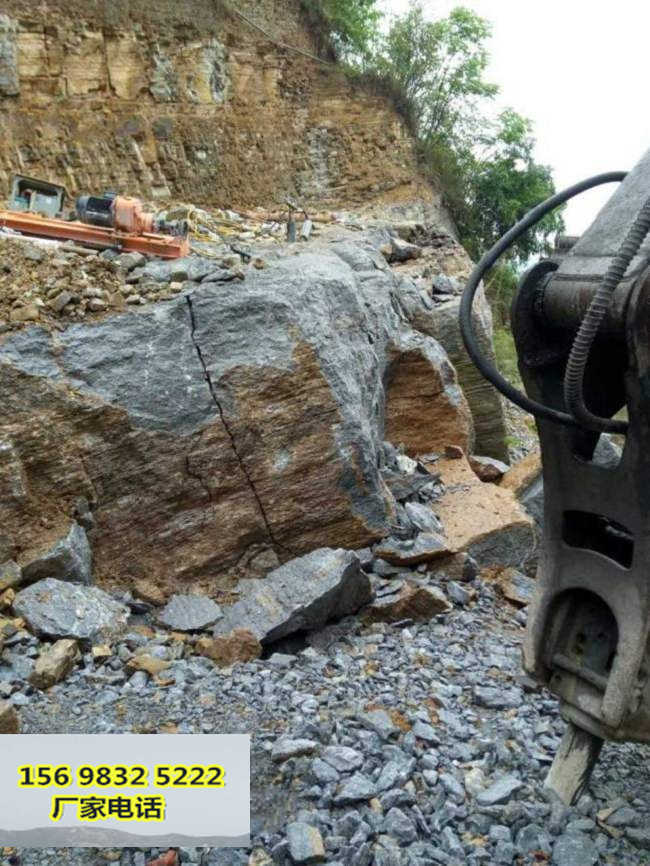 天门公路修建石头挖机炮锤打不动劈石机一生产厂家