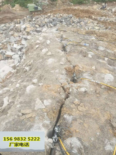 新疆阿克苏挖地基遇到硬石头钩机打不动怎么办哪些用途