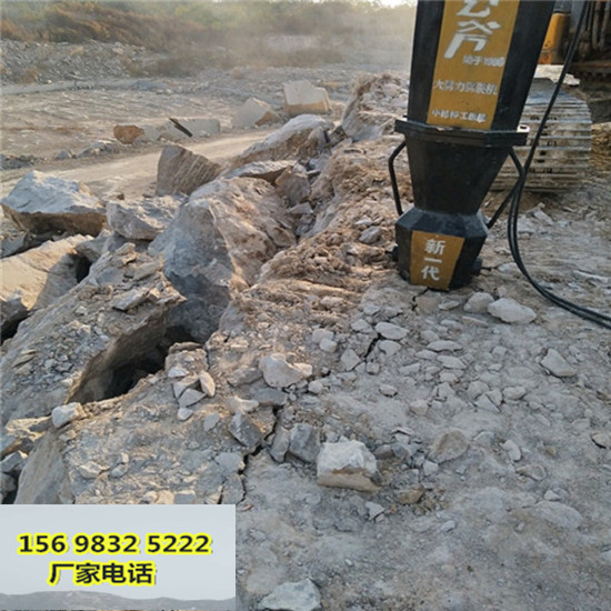 潜江河道扩建挖掘破碎硬石头的机器一客户评价