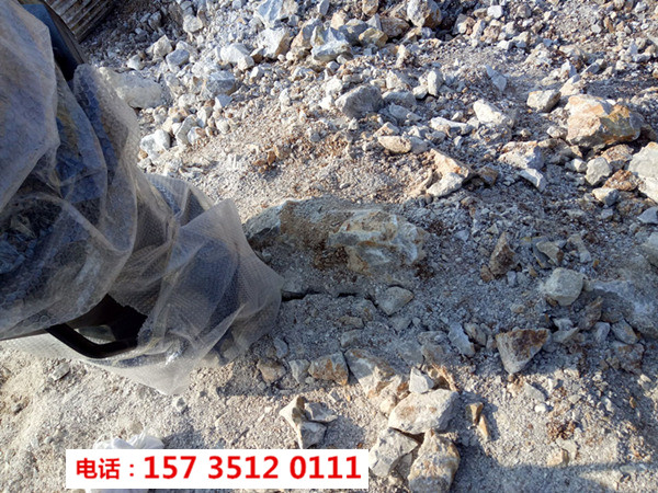 宜兴市建筑挖地基破硬石头裂石机-代替炸药
