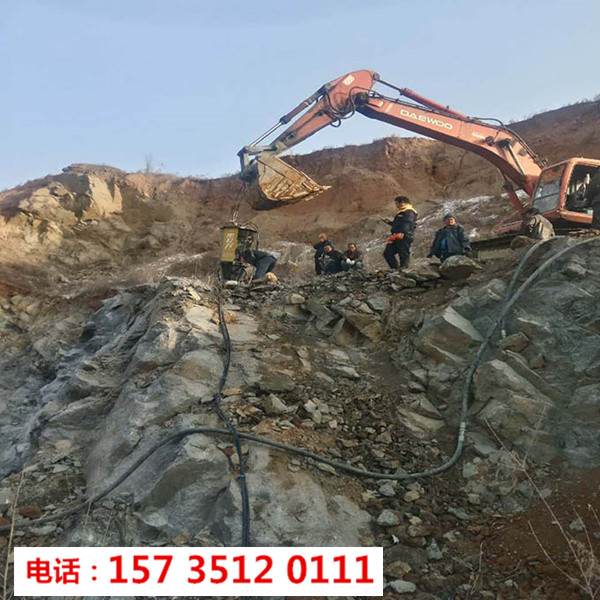 河北滦县土石方开采破石头用什么机器代替-破石方案