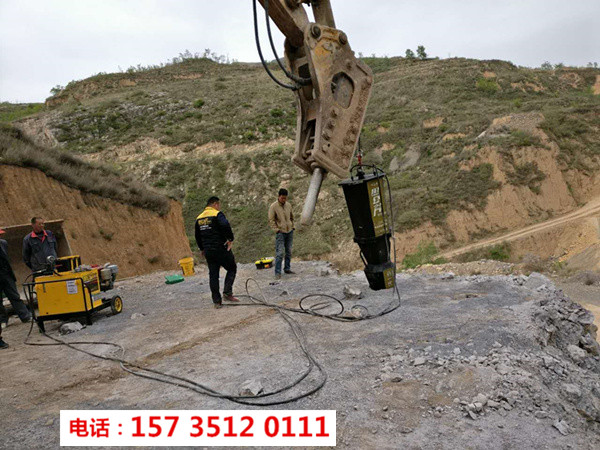 江苏扬州道路改建用的岩石液压劈裂机-大型劈裂斧