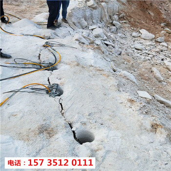 简阳市砂石场代替放炮开采石头液压裂石器施工案例