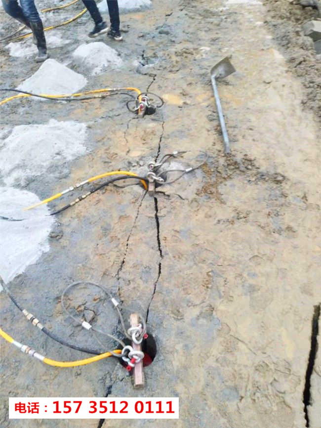 葫蘆島興城土石方替代放炮花崗巖裂石頭機器