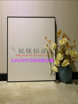 時(shí)尚的年輕人，為何會(huì)如此喜愛(ài)全鋁家居？