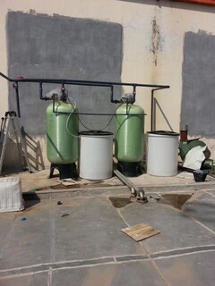 平顶山全自动钠离子交换器平顶山锅炉水处理软化水设备3吨图片2