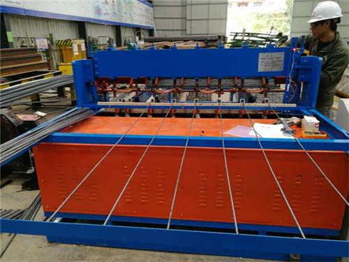 丽江市玉龙纳西族自治县全自动网片焊接机多少钱一台豫工机械有限公司