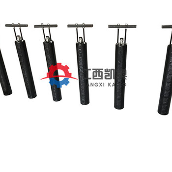 長(zhǎng)春巖石機(jī)載劈裂機(jī)多少錢(qián)靜態(tài)爆破破堅(jiān)石頭的方法
