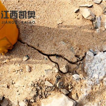液壓靜態(tài)爆破機(jī)液壓劈巖機(jī)價(jià)格一臺(tái)多少錢