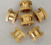 温州紧固件厂家专业定制铜螺母滚花圆螺母铜嵌件直纹铜螺母