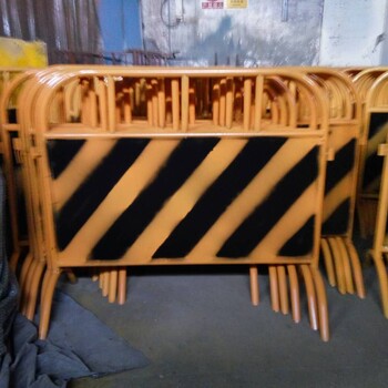 市政带板黄黑铁马临时隔离铁马围栏施工建设临时围蔽