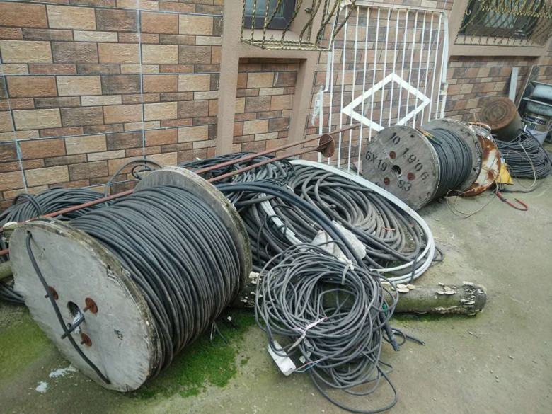 收购废电缆-废旧二手电缆收购附件哪里有