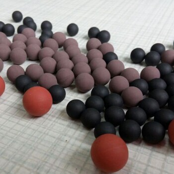 進(jìn)口7mm實(shí)心水磨無(wú)痕橡膠球耐高壓磨損丁腈氟膠硅膠黑色橡膠球