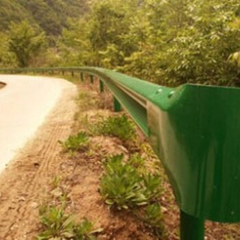 定制高速公路防護欄波形梁鋼護欄公路護欄防護欄廠家咋樣