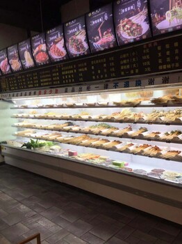 火鍋店風(fēng)幕柜為什么選擇出霧氣的