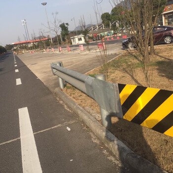 贵州公路波形护栏贵州波形梁护栏详细介绍