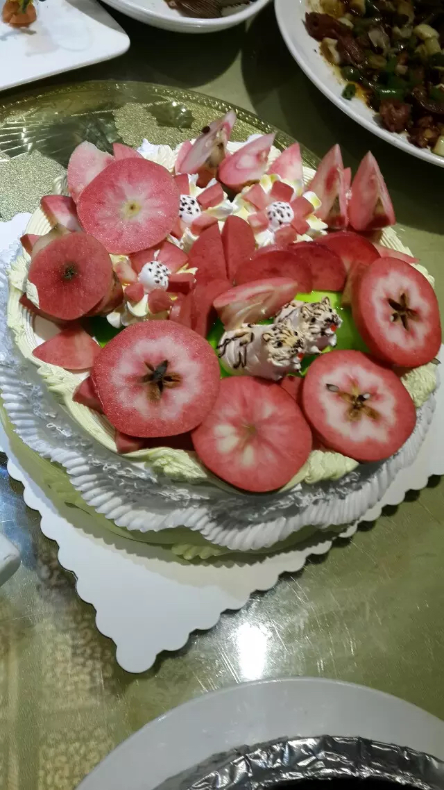蛇果樹苗品種批發(fā)蘋果苗歡迎實(shí)地考察
