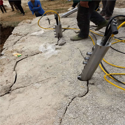 市政地基坑挖掘石头太硬岩石劈裂机-简单操作广西柳州