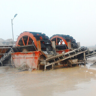 江苏连云港移动斗轮式破碎洗沙机厂家，潍坊正邦重工机械图片1
