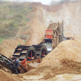 江苏连云港移动斗轮式破碎洗沙机厂家，潍坊正邦重工机械图片3
