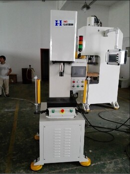 上海弓形数控液压机，浙江C型数控压装机