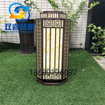 古鎮(zhèn)工廠定制立柱草坪燈城市亮化道路兩側(cè)發(fā)光草坪燈大門兩側(cè)落地?zé)?>
                        </div>
                        <div   class=