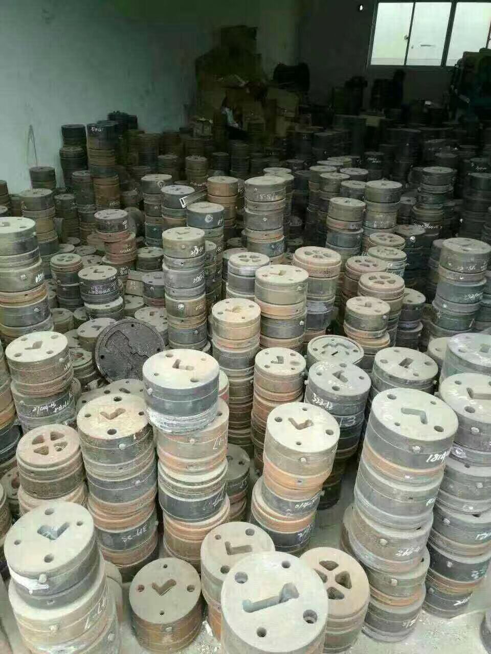 深圳市盐田区回收工字钢，深圳回收废旧工字钢估计价钱多少