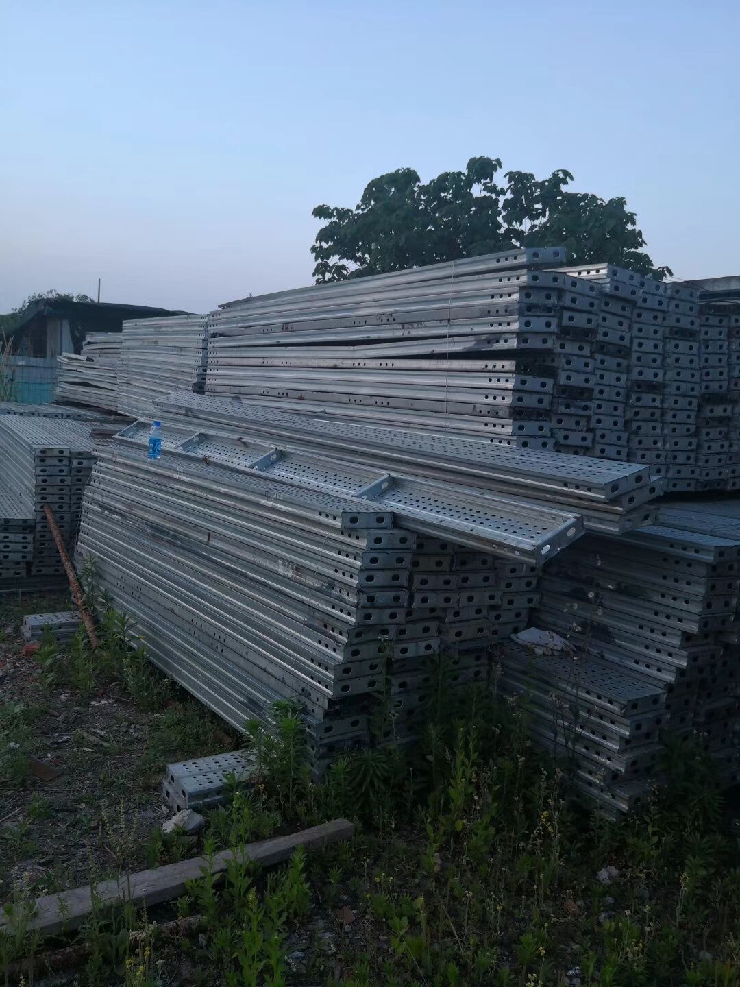 东莞石龙工业区钢结构厂房搭建