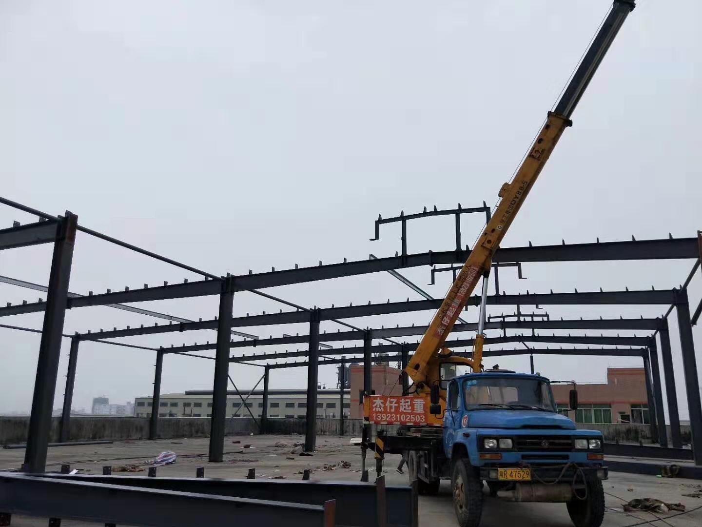 钢结构雨棚 惠州市钢结构玻璃雨棚 公路护栏工程公司