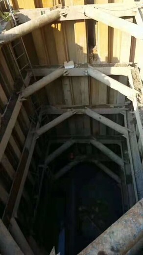 廣州市回收工廠模具模具鐵格
