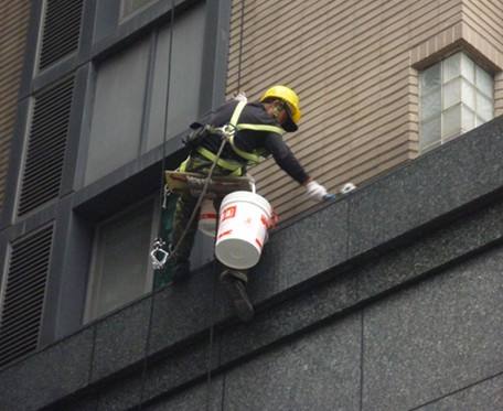 深圳光明隔热瓦换电话 厂房防水补漏施工 东莞市房顶防水补漏