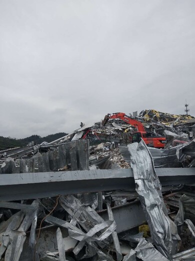 茶山围蔽搭建锌铁皮