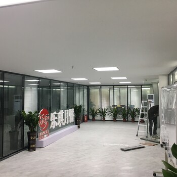 深圳市龙华区办公室玻璃高隔断厂家生产安装